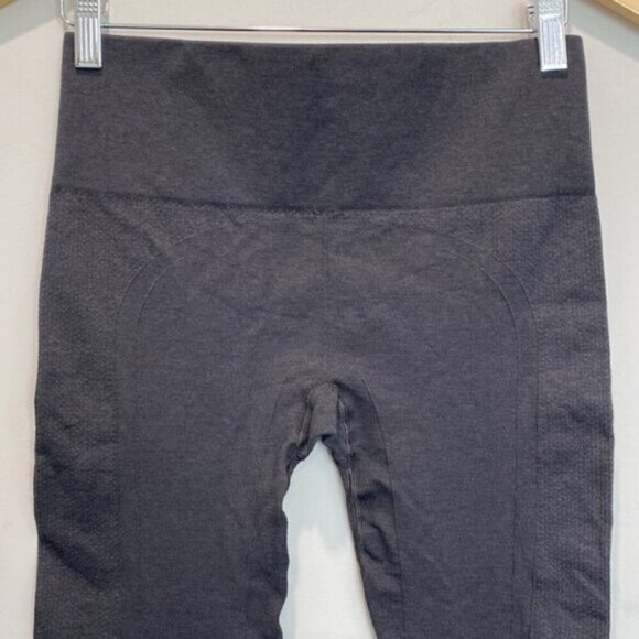 Lululemon Ebb to Street Seamless Ribbed Cuff Leggings Size 6 - Picture 5 of 15